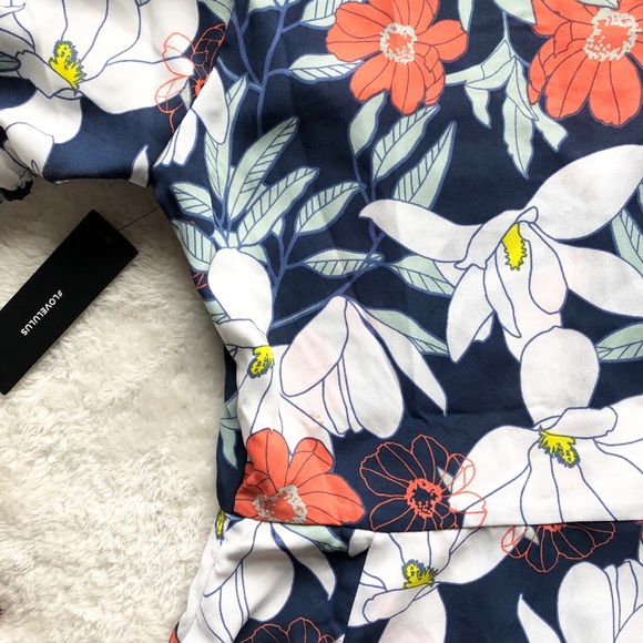 Lulu’s Floral Dress NWT - Picture 6 of 6